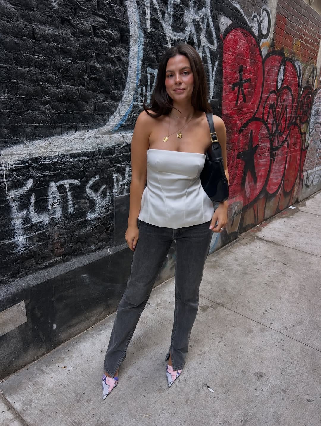 Post 7 by LILLI LÜPERTZ on Instagram (carousel)