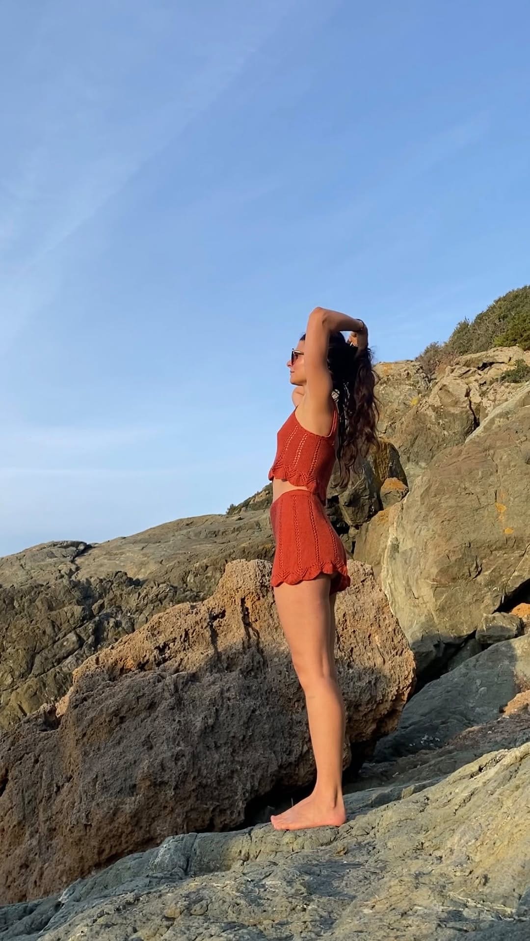 Post 7 by LOTTI | knit × fashion × design on Instagram (video)