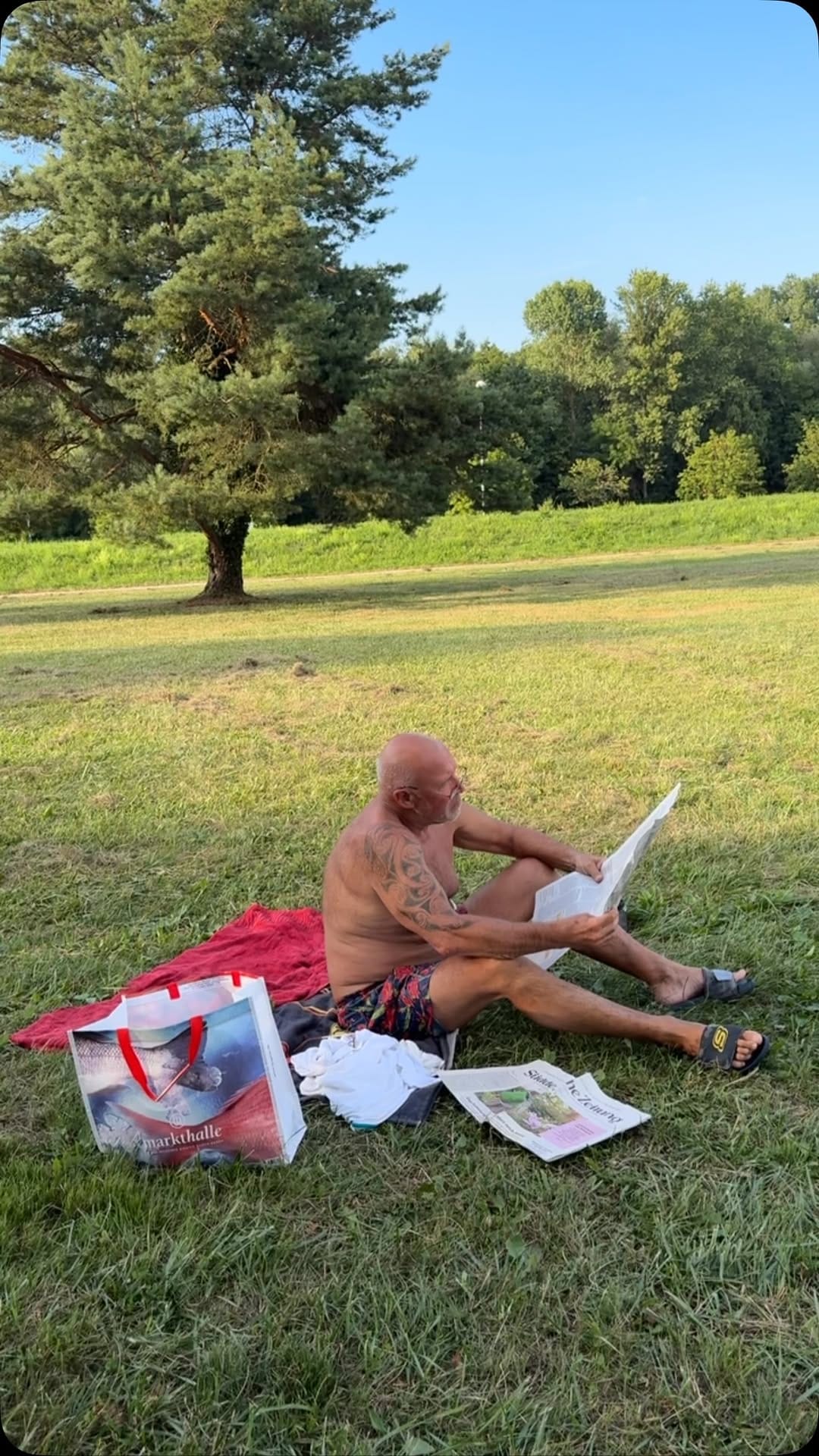Post 2 by Heinz Schmalzried on Instagram (video)
