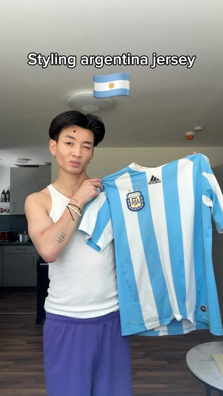 Post 1 by Bao on Instagram (video)