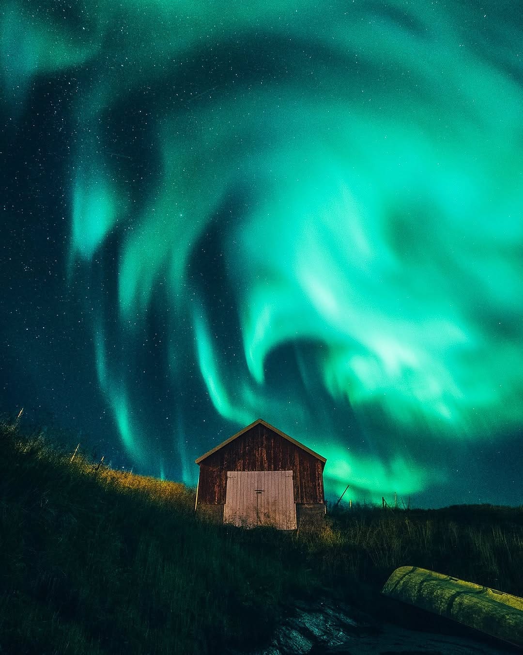 Post 9 by Dominik Wierl on Instagram (image)