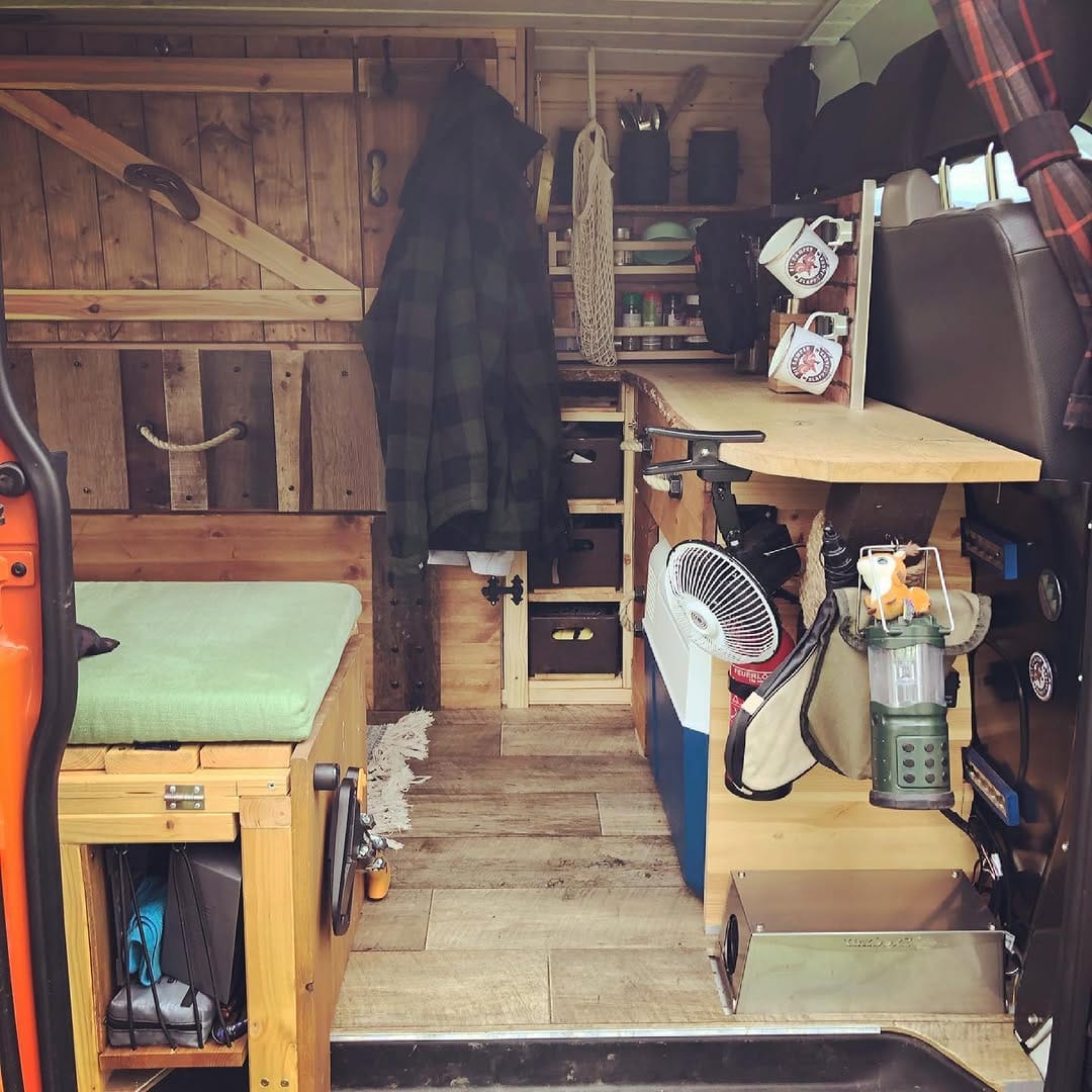 Post 9 by Camping - Outdoor - Wellness - Airbnb - Hotels on Instagram (carousel)