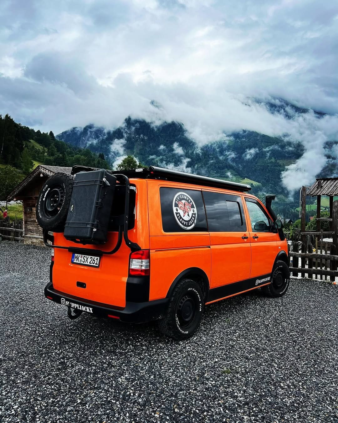 Post 2 by Camping - Outdoor - Wellness - Airbnb - Hotels on Instagram (image)