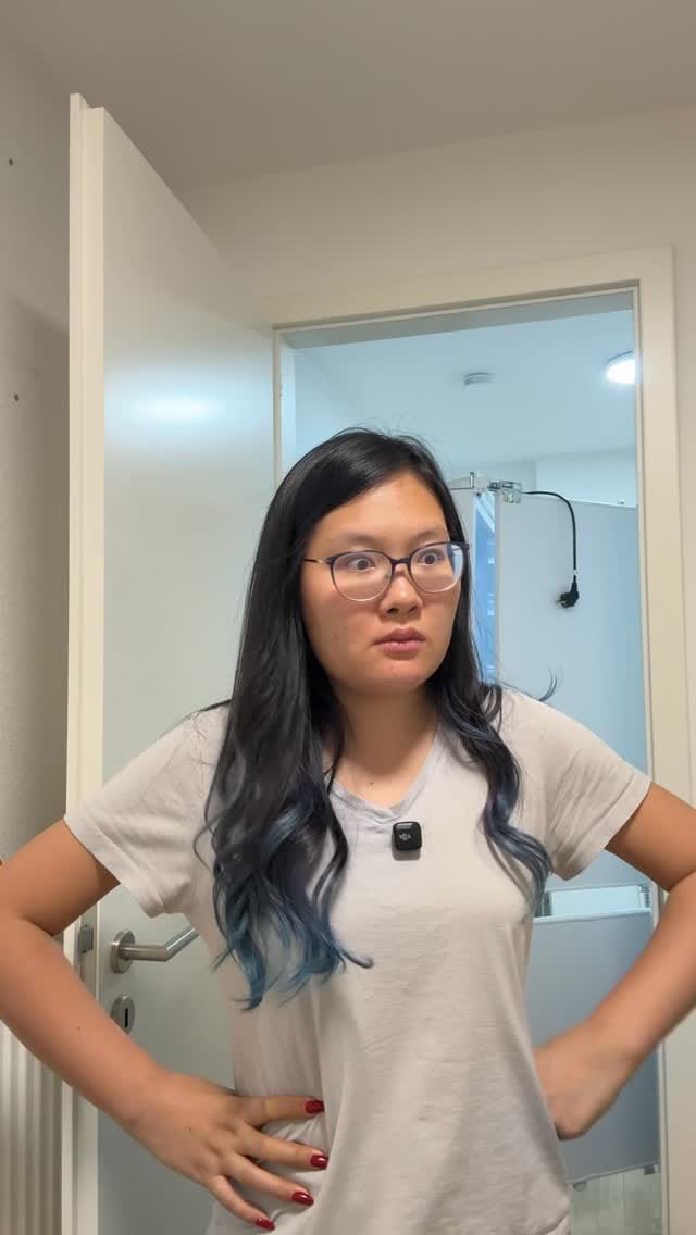 Post 6 by Uyen Ninh on Instagram (video)