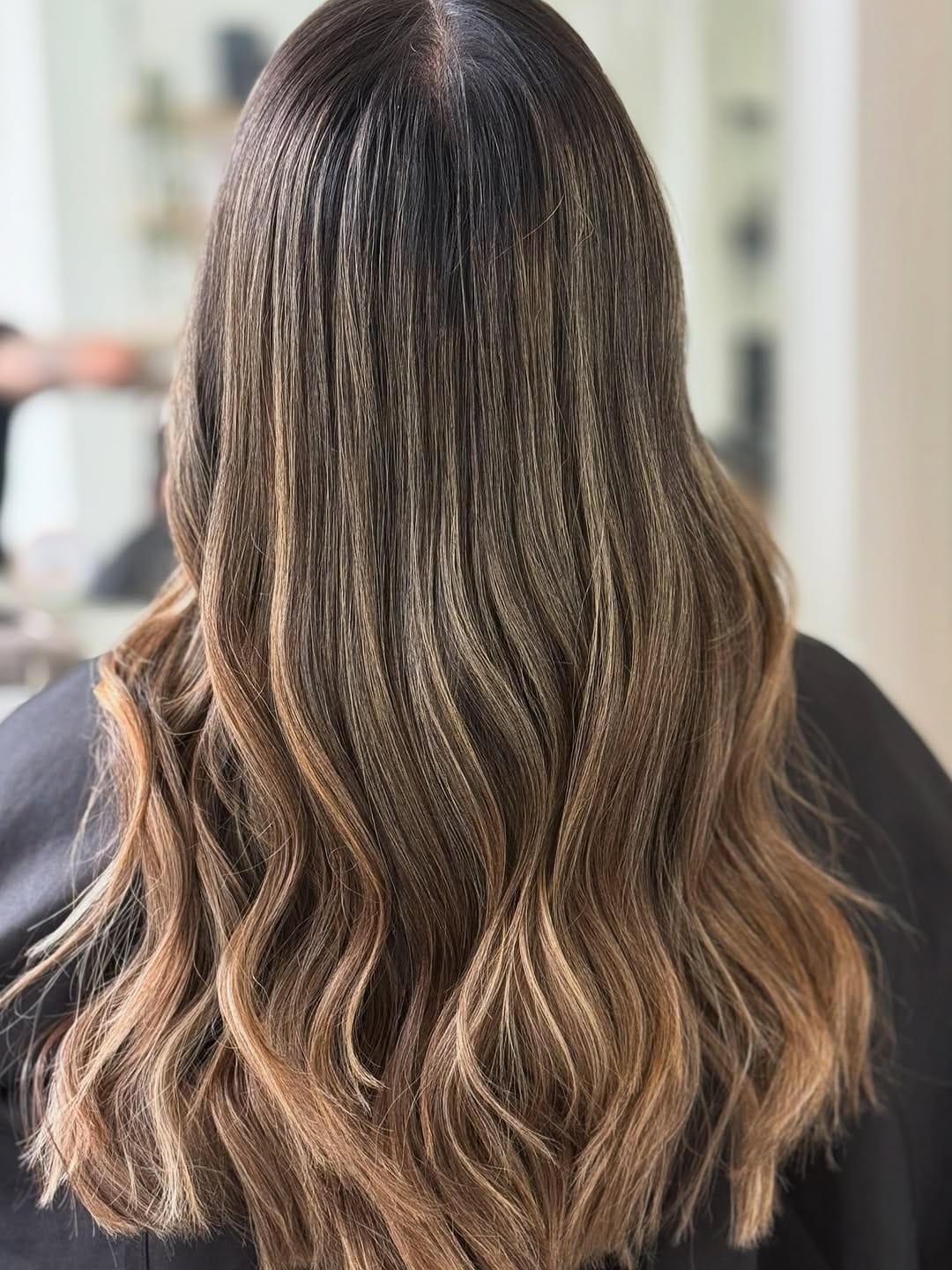 Post 2 by Friseur München on Instagram (image)