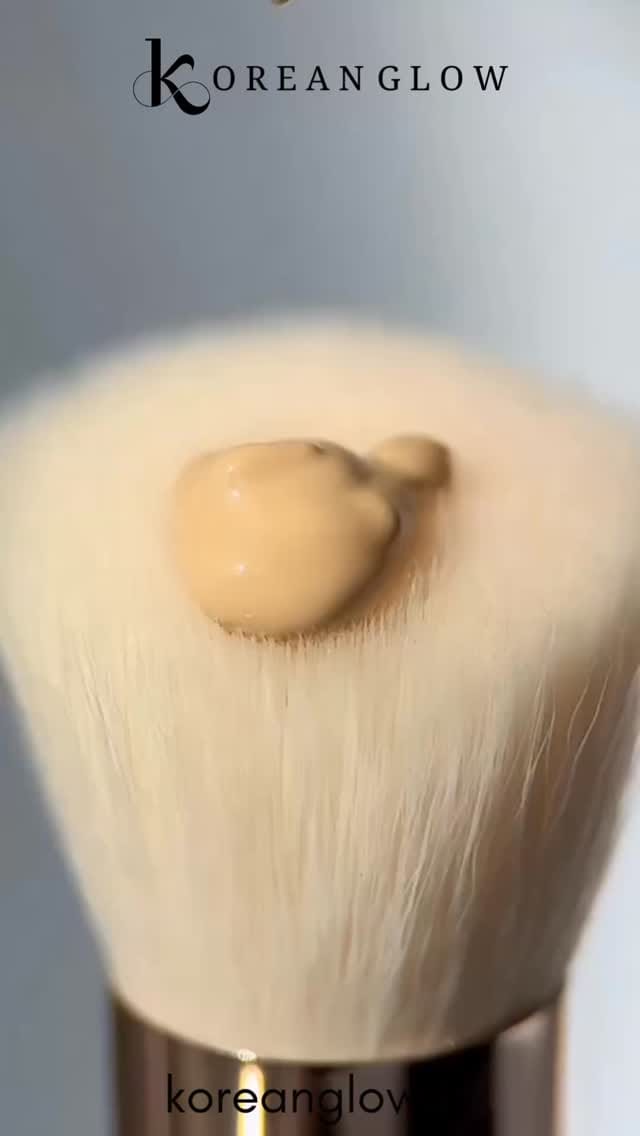 Post 1 by KOREAN GLOW on Instagram (video)