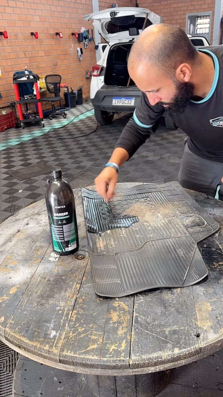 Post 1 by Cris Car Care | Produtos Estética Automotiva on Instagram (video)