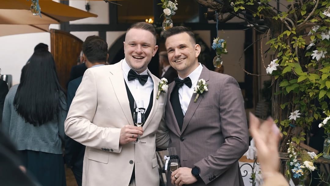 Post 1 by Wedding photographer Germany Hochzeitsfotograf Frankfurt on Instagram (video)