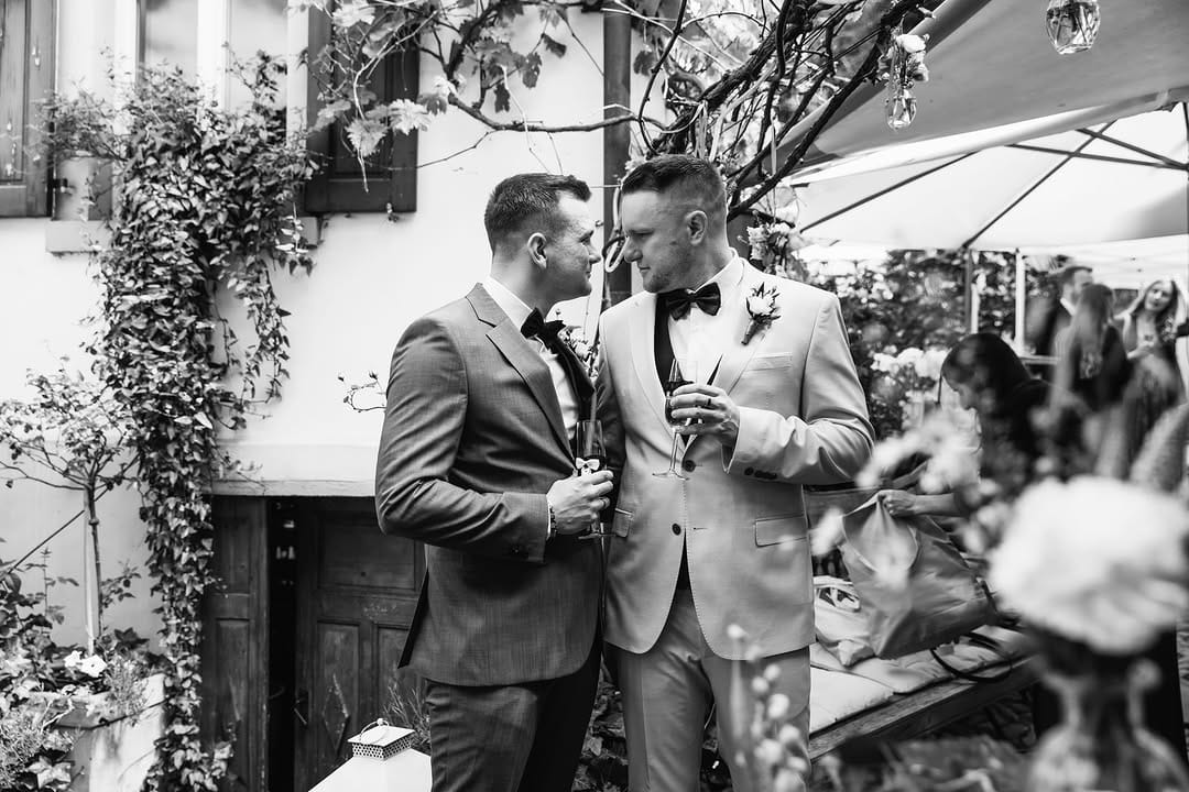 Post 2 by Wedding photographer Germany Hochzeitsfotograf Frankfurt on Instagram (carousel)