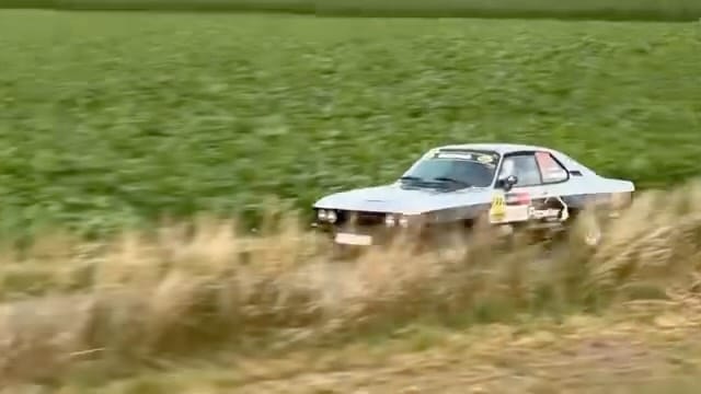 Post 3 by Opeloldis on Instagram (video)