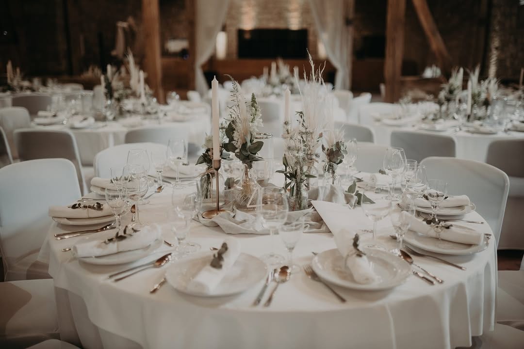 Post 4 by HOCHZEITSFOTOGRAF - FRANKE WEDDING🌿 on Instagram (image)