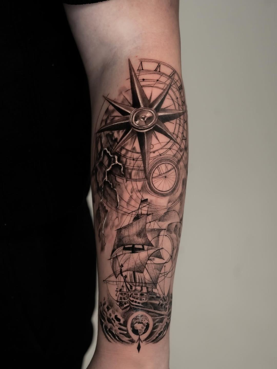 Post 4 by [C]L E M E N T E | Tattoo artist | Hamburg on Instagram (carousel)