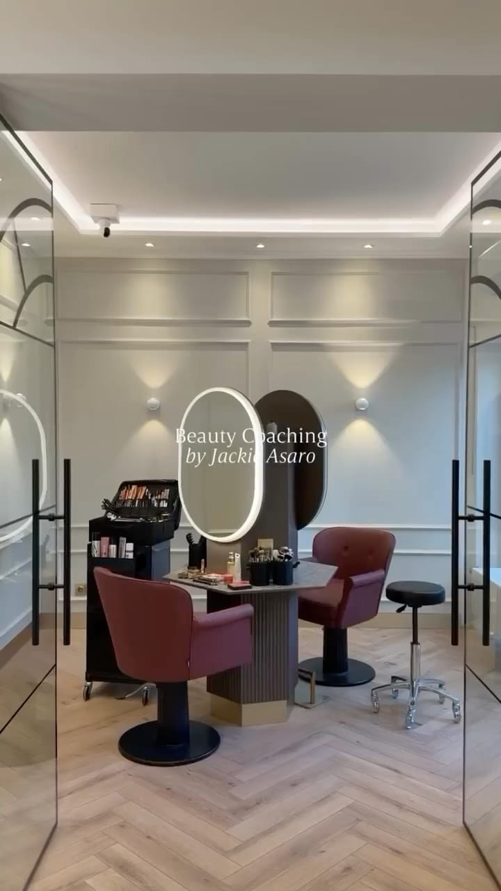 Post 4 by JACKIE ASARO | HAIR & MAKE-UP ARTIST on Instagram (video)