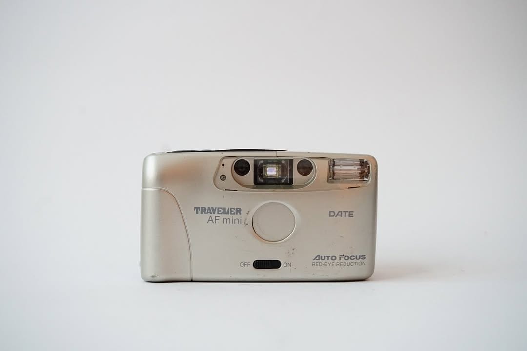 Post 5 by Vintage Analog and Digital Camera Shop on Instagram (carousel)