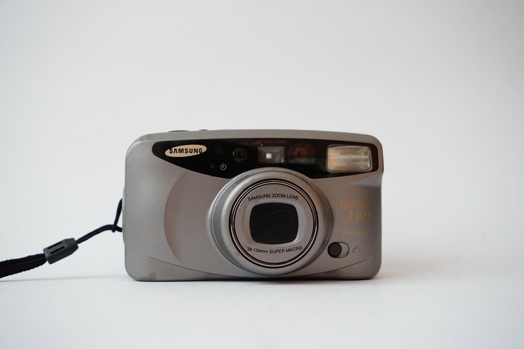 Post 7 by Vintage Analog and Digital Camera Shop on Instagram (carousel)