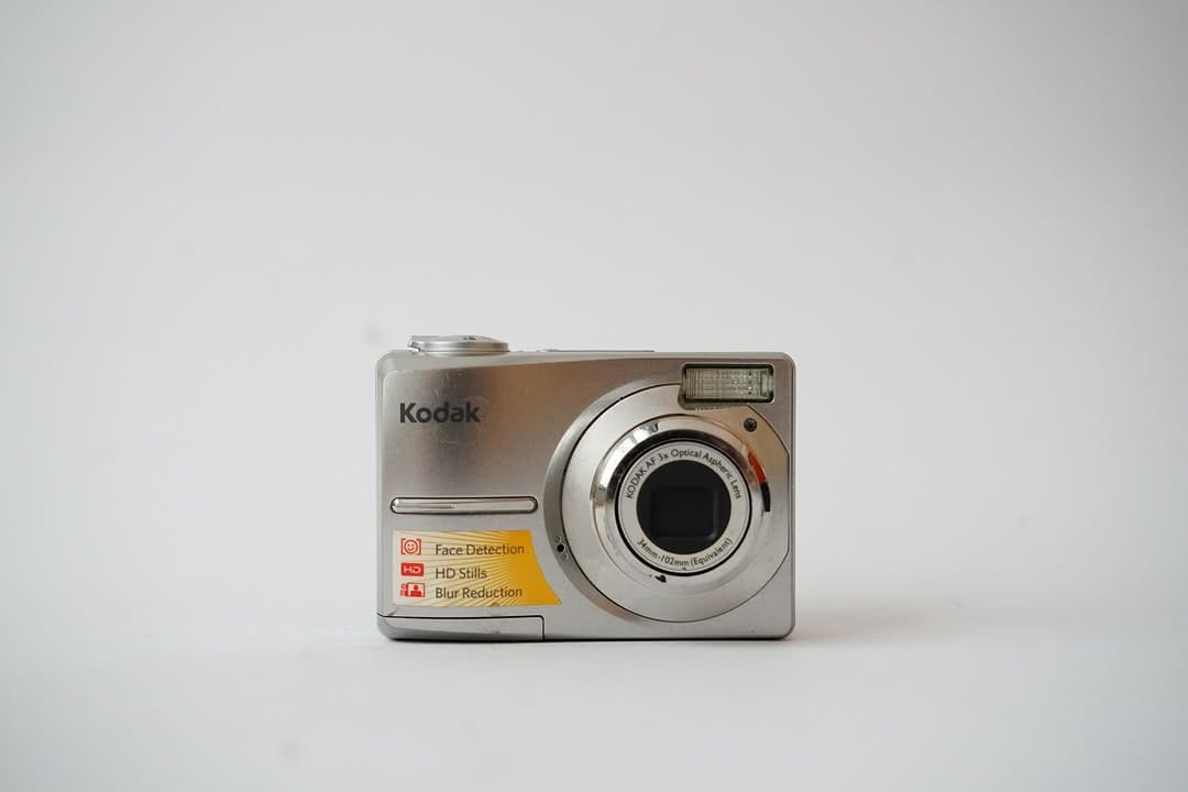 Post 10 by Vintage Analog and Digital Camera Shop on Instagram (carousel)