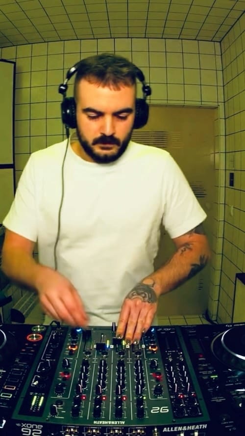 Post 9 by Balthazar Martinez on Instagram (video)