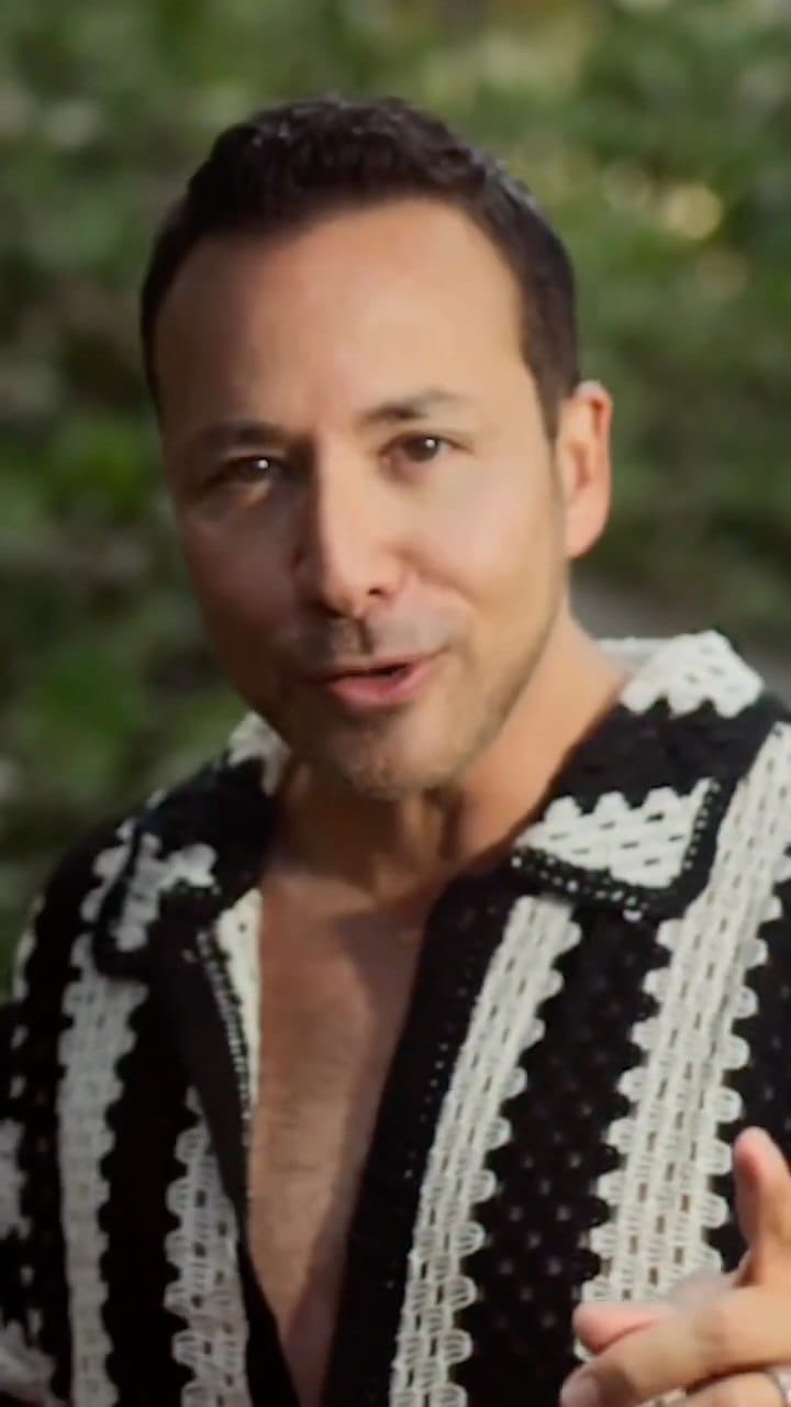 Post 9 by Howie D on Instagram (video)