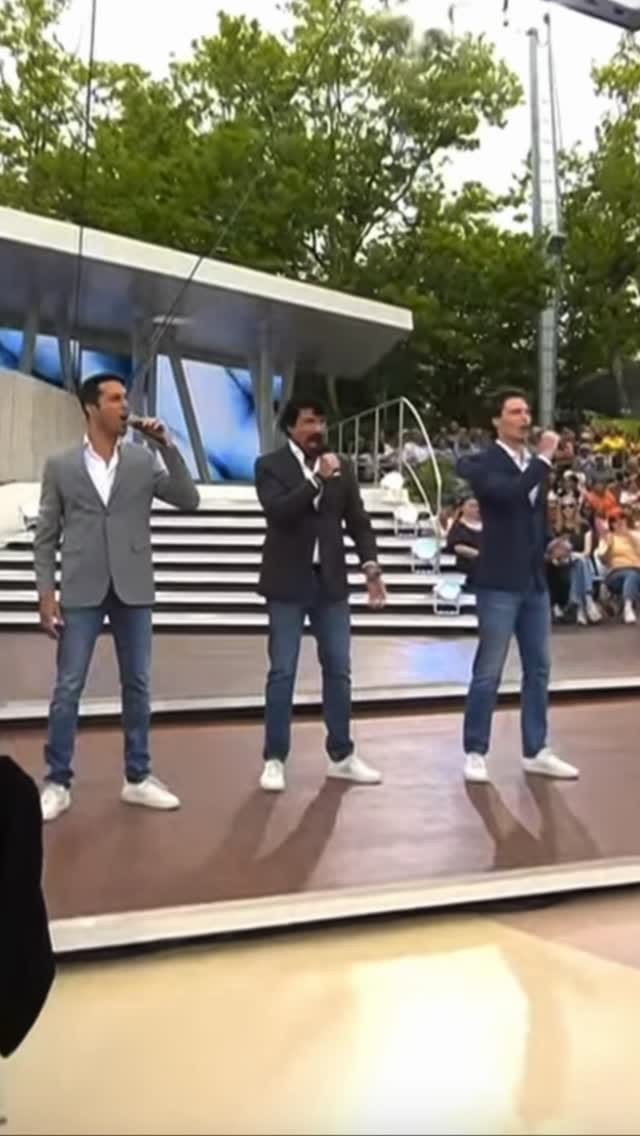 Post 3 by IMPULSO TENORS on Instagram (video)