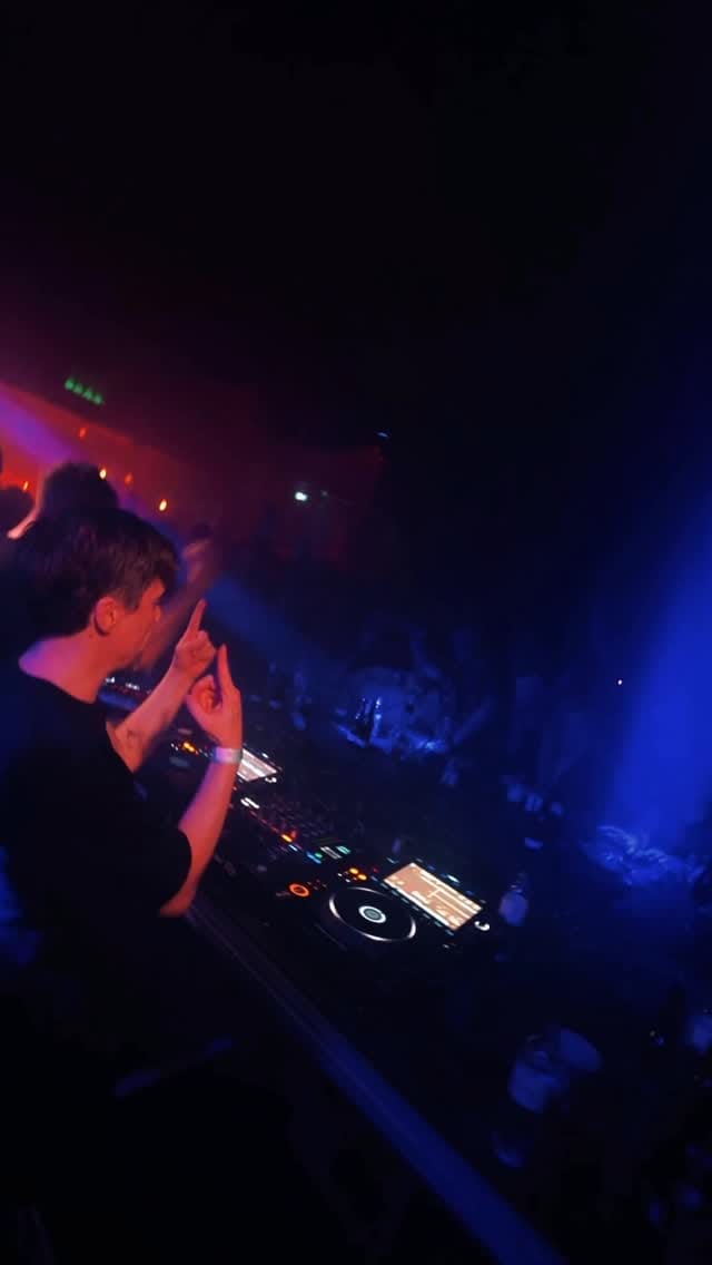 Post 7 by lexy & k-paul  🚀 on Instagram (video)