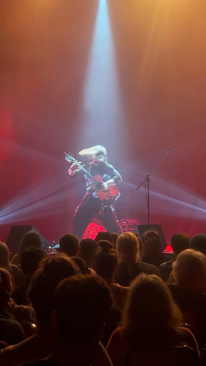 Post 4 by Alexandr Misko on Instagram (video)
