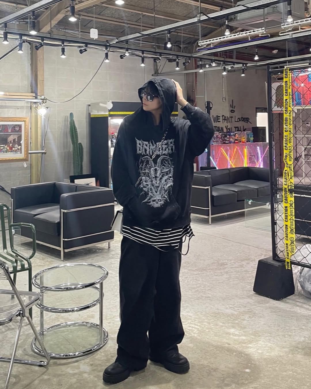 Post 8 by りゅーは on Instagram (carousel)