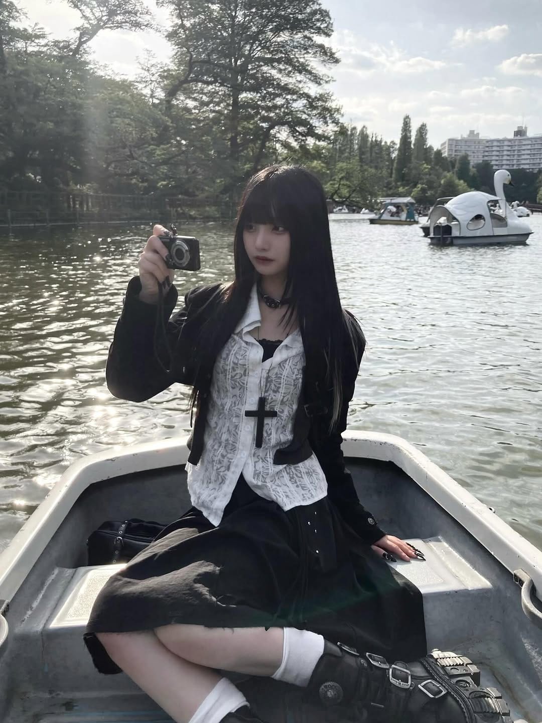 Post 9 by LIAN on Instagram (carousel)