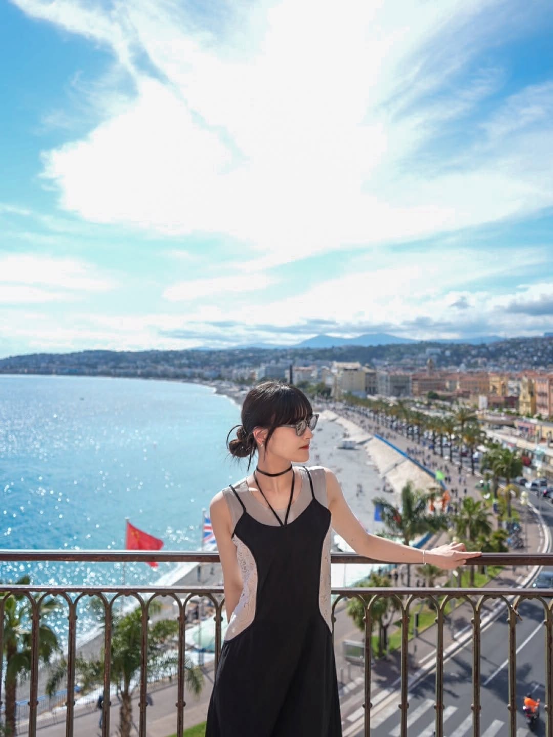 Post 4 by 渡辺花　Hana Watanabe on Instagram (carousel)