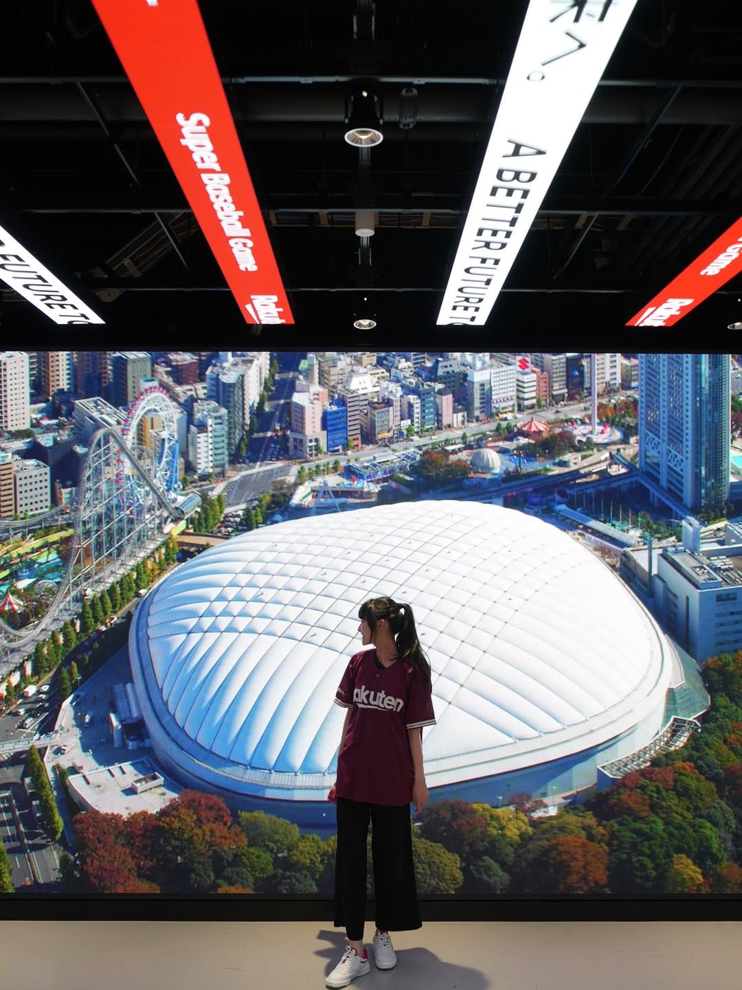 Post 1 by 渡辺花　Hana Watanabe on Instagram (carousel)