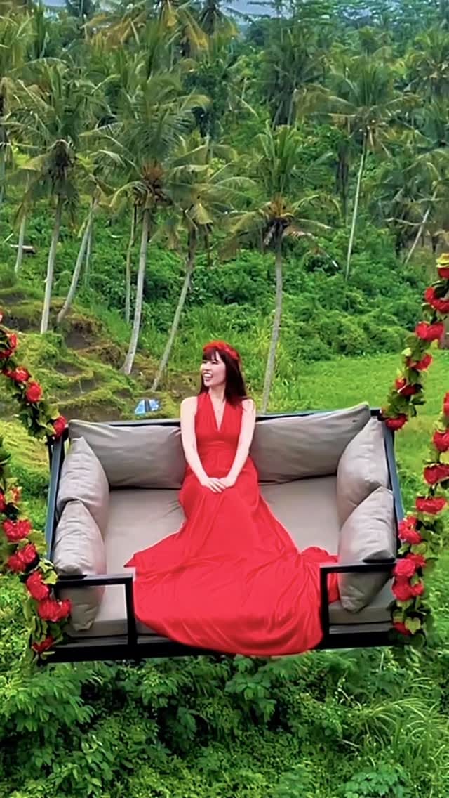 Post 4 by Mari Yamazaki on Instagram (video)