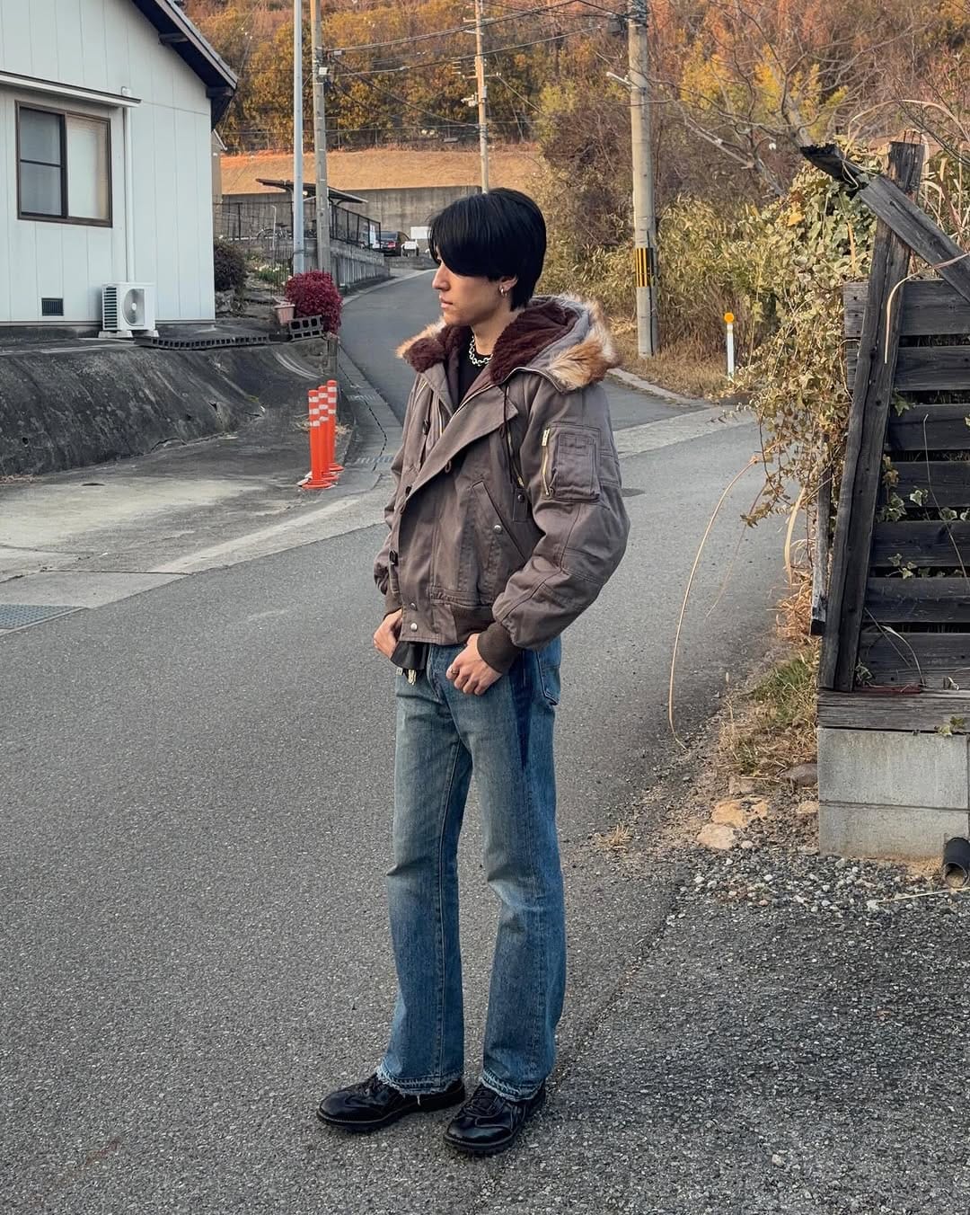 Post 7 by ken on Instagram (image)