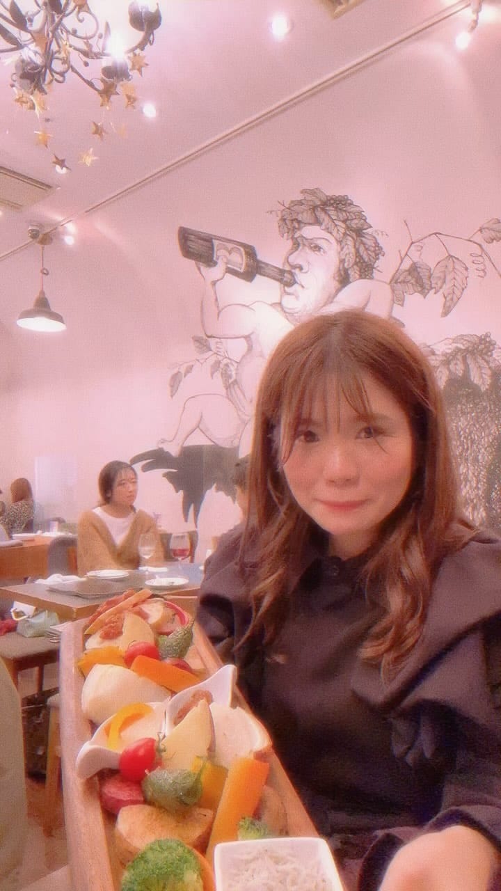 Post 5 by ありん on Instagram (video)