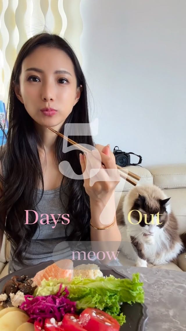 Post 5 by そうです私がラビコです on Instagram (video)