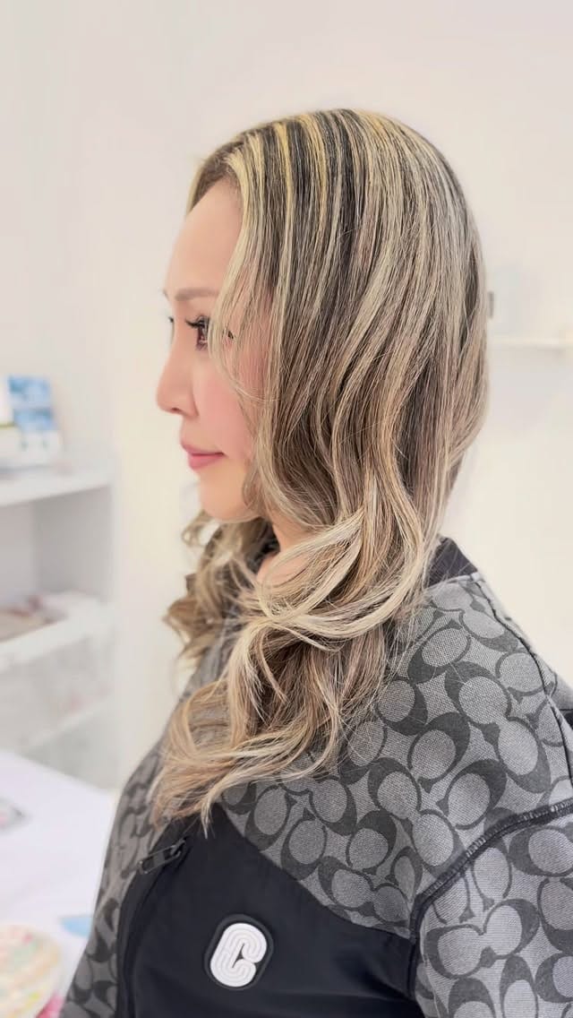 Post 10 by MICHI 55才ただの美容オタク on Instagram (video)