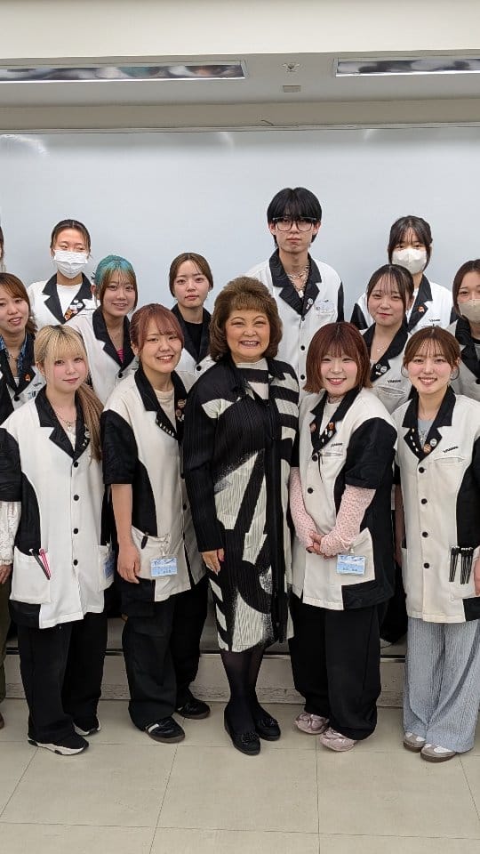 Post 7 by Jane Aiko Yamano on Instagram (video)