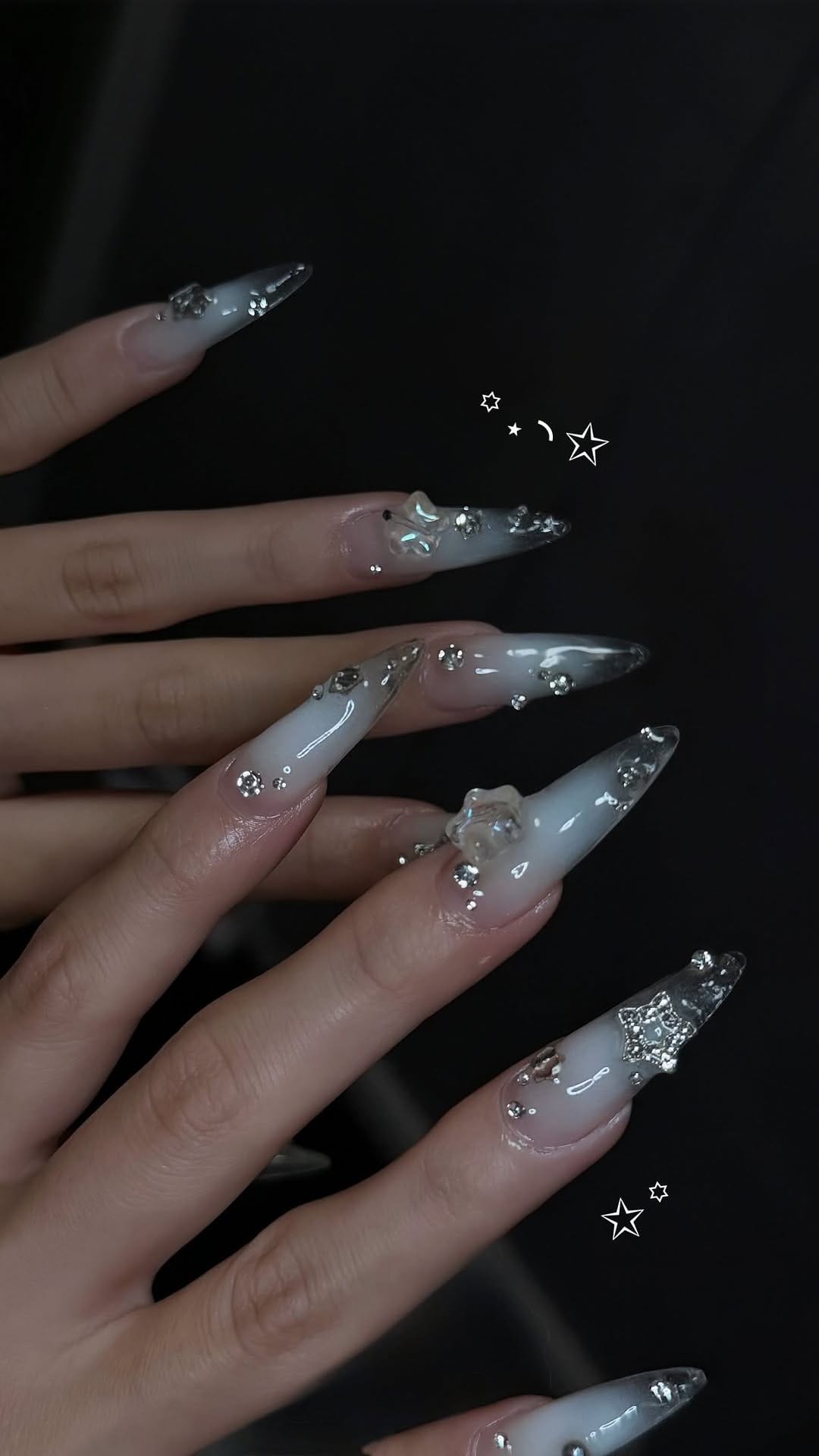 Post 7 by 723nails🐱痛ネイル/池袋/ご新規様予約可 on Instagram (video)