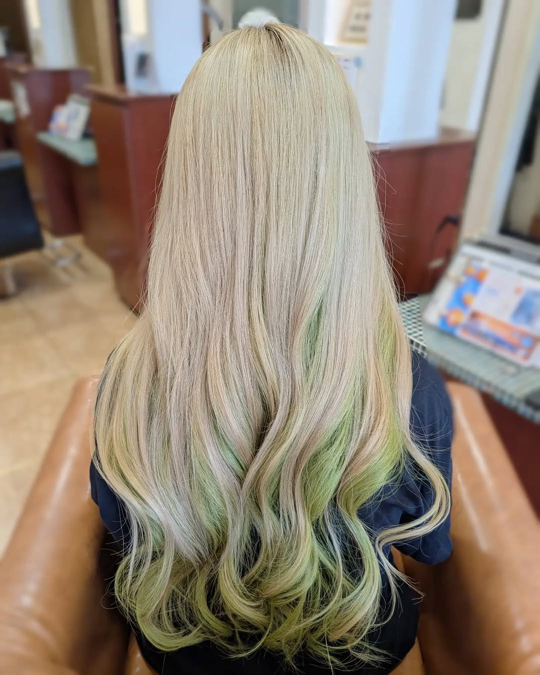 Post 4 by ayumi｜春日井｜リボンヘア / 成人式ヘア / ヘアセット on Instagram (image)