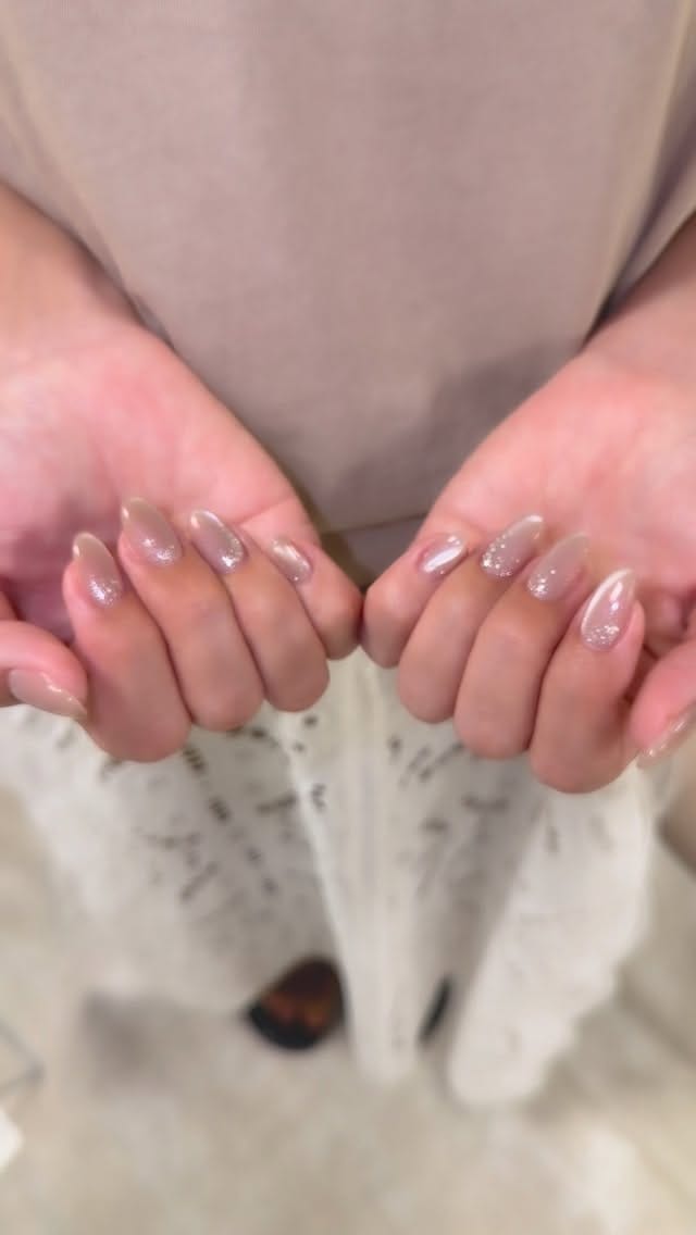 Post 2 by aya/大人ネイル/上品ネイル/美フォルムネイル on Instagram (video)