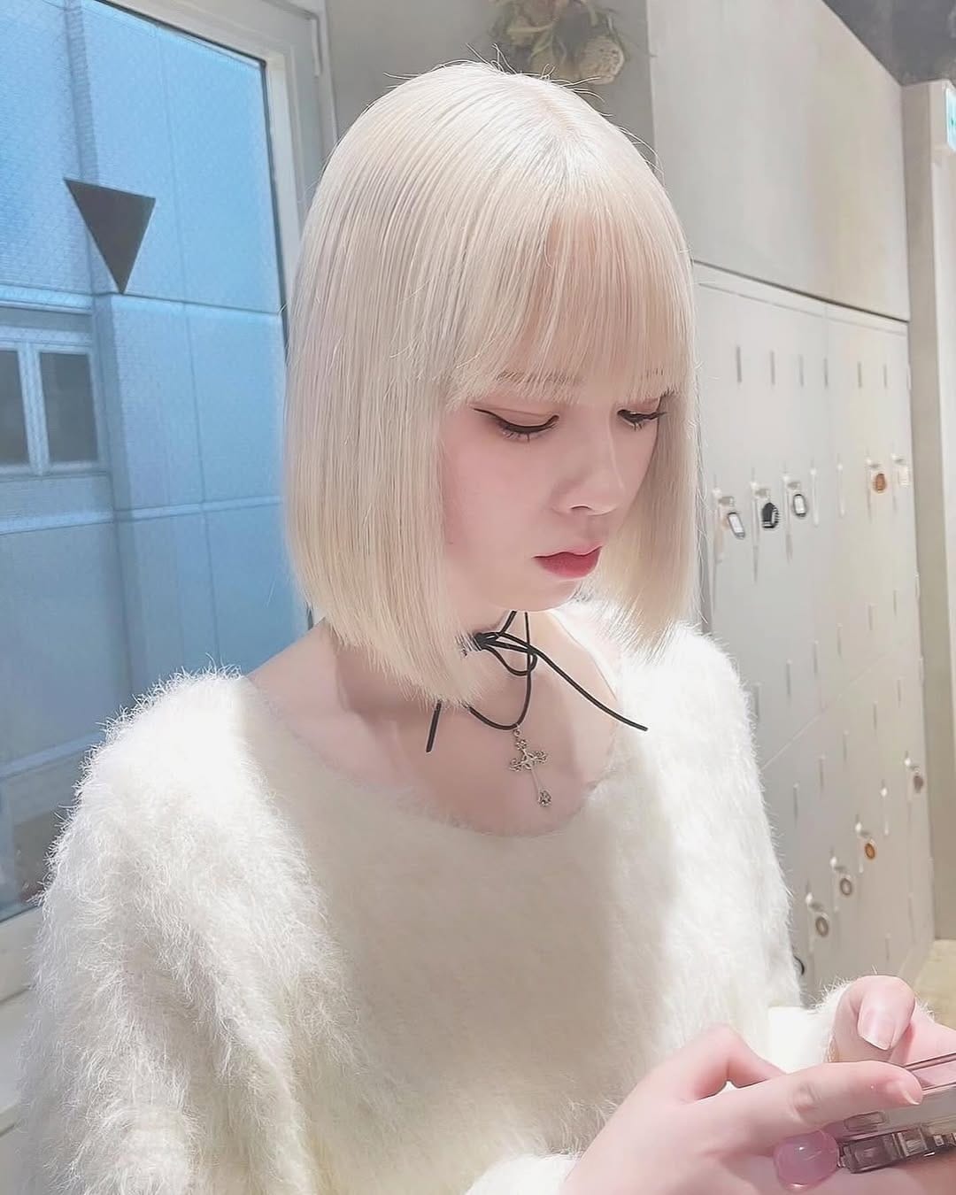 Post 9 by 榎本⌇ grow 渋谷/ブリーチ/エクステ/美容室/求人 on Instagram (image)