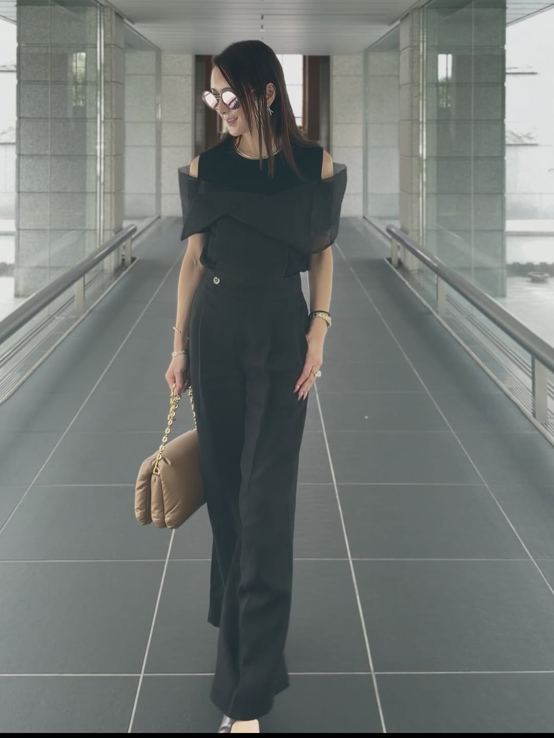 Post 3 by T⃨ O⃨ M⃨ O⃨ K⃨ O⃨ㅤ |ビューティーコンサルタント|美容愛好家 on Instagram (carousel)