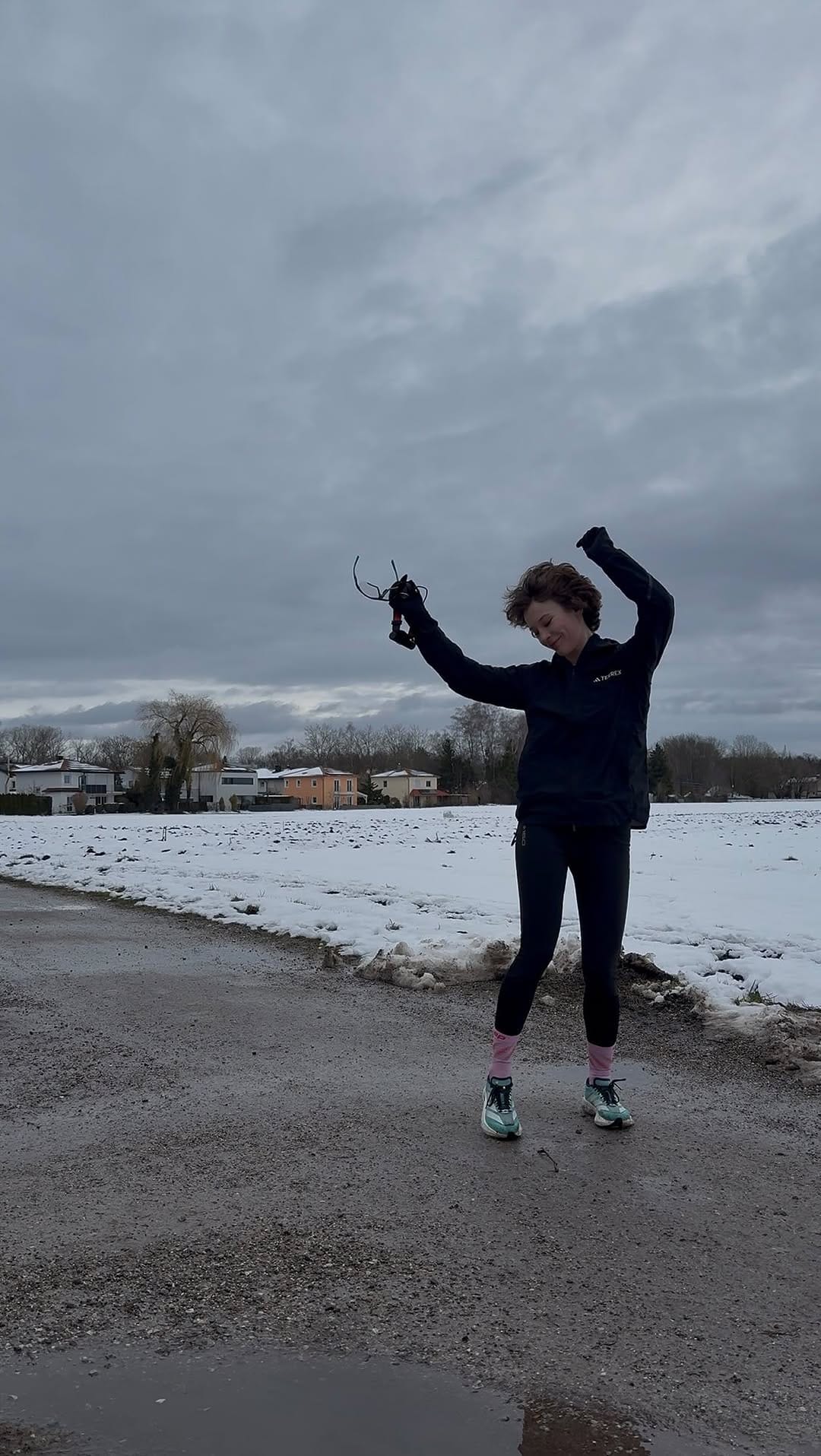 Post 8 by Julia Wameser on Instagram (video)