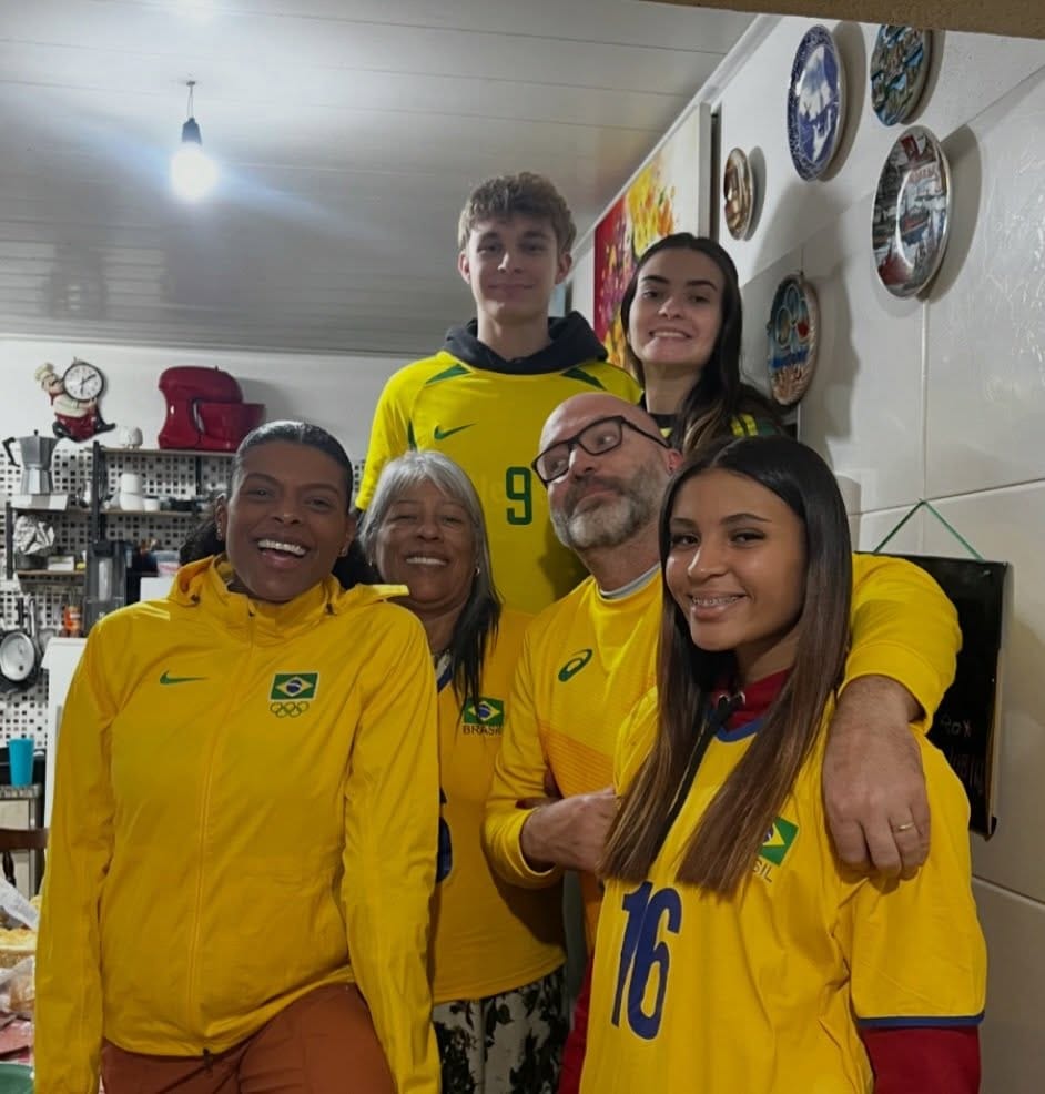 Post 6 by Fernanda Garay on Instagram (image)