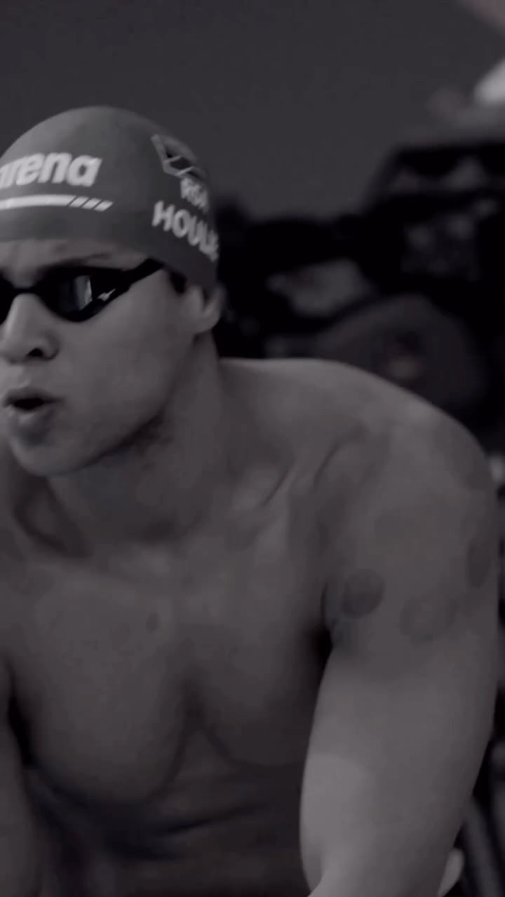Post 4 by Michael James Houlie on Instagram (video)