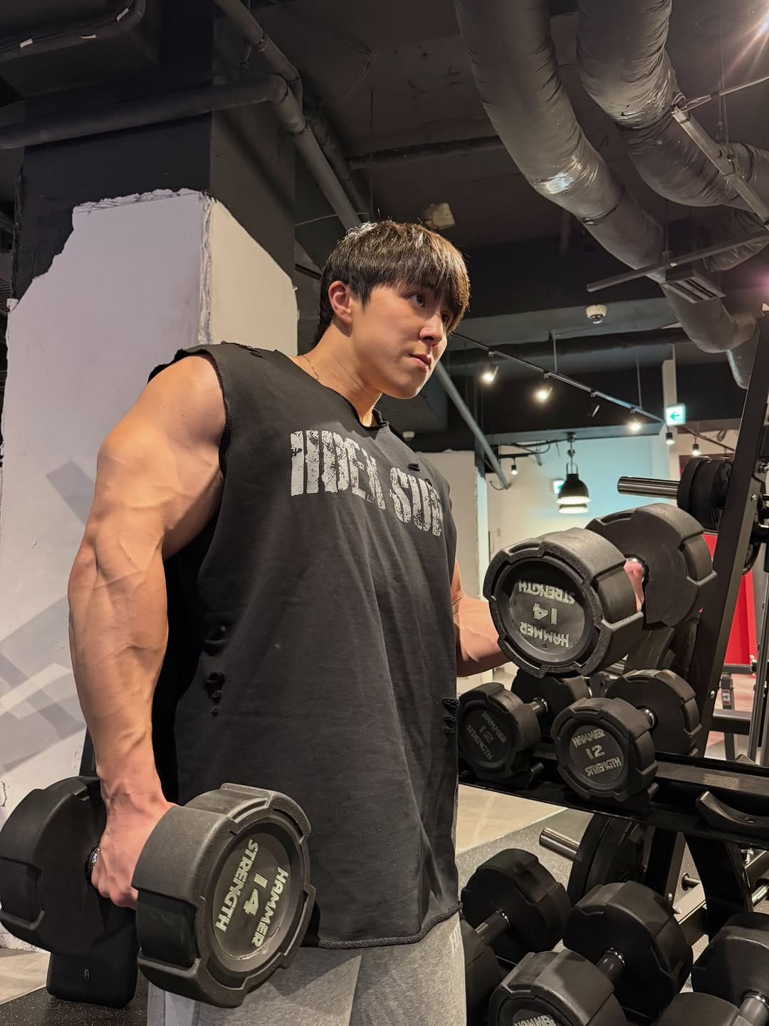 Post 6 by IFBB PRO Shoya Morita/森田 聖也 on Instagram (carousel)