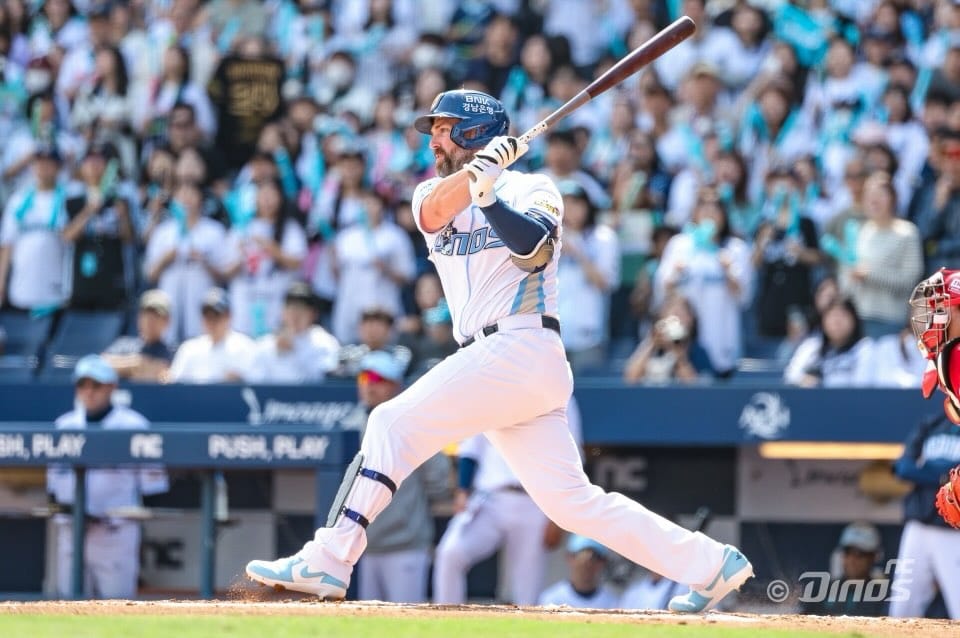 Post 3 by Matt Davidson on Instagram (image)