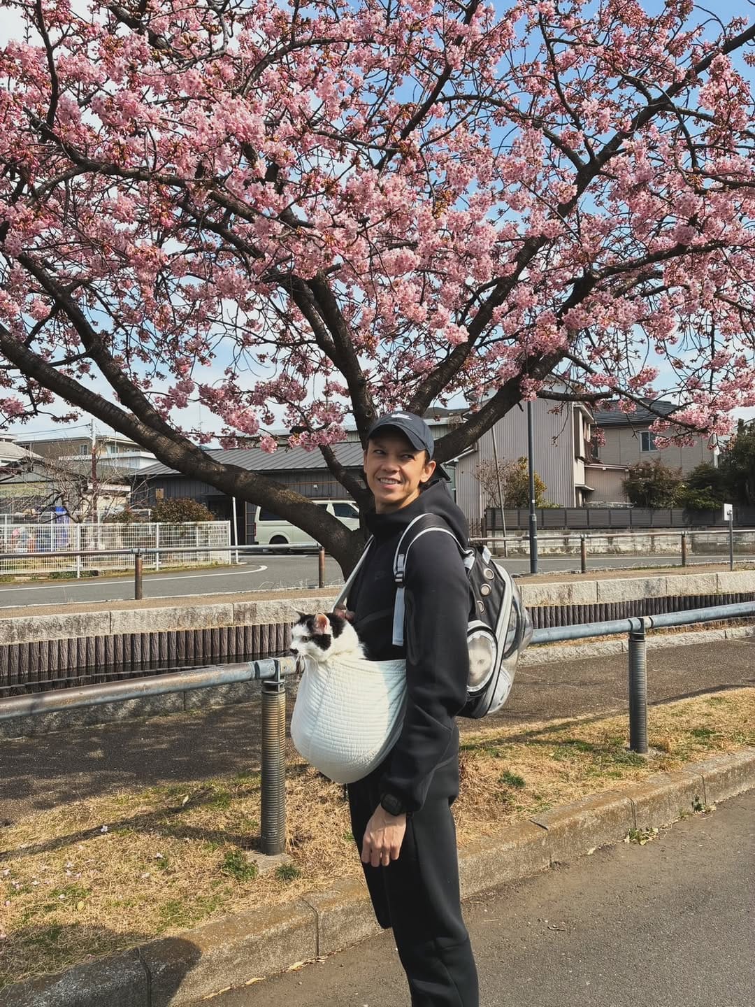Post 2 by Junior Inoue on Instagram (image)