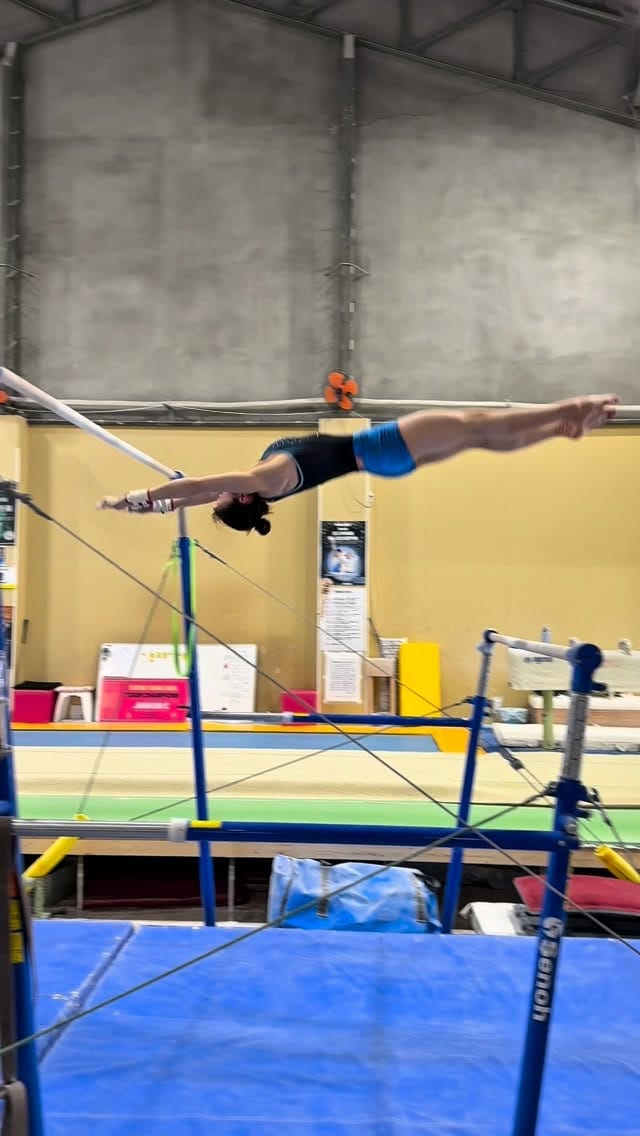 Post 6 by AikoSugihara杉原愛子 on Instagram (video)