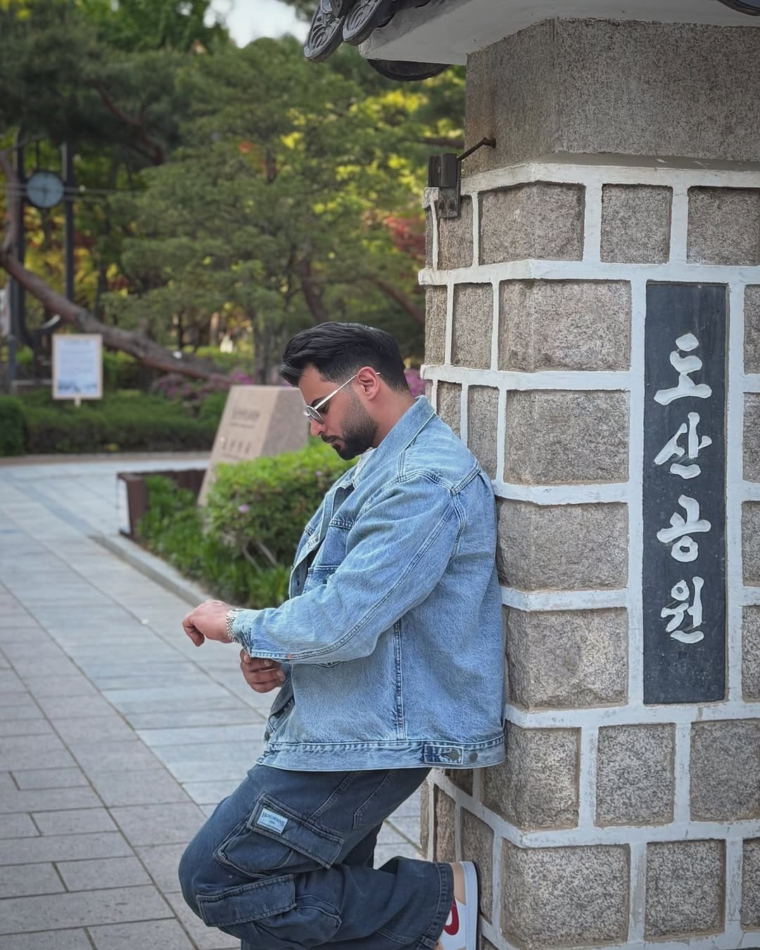 Post 1 by Mohammad Alsuwaidi on Instagram (image)