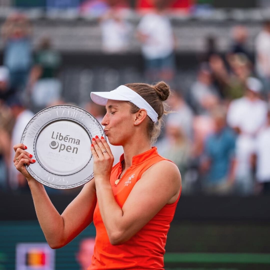 Post 10 by Elise Mertens on Instagram (carousel)