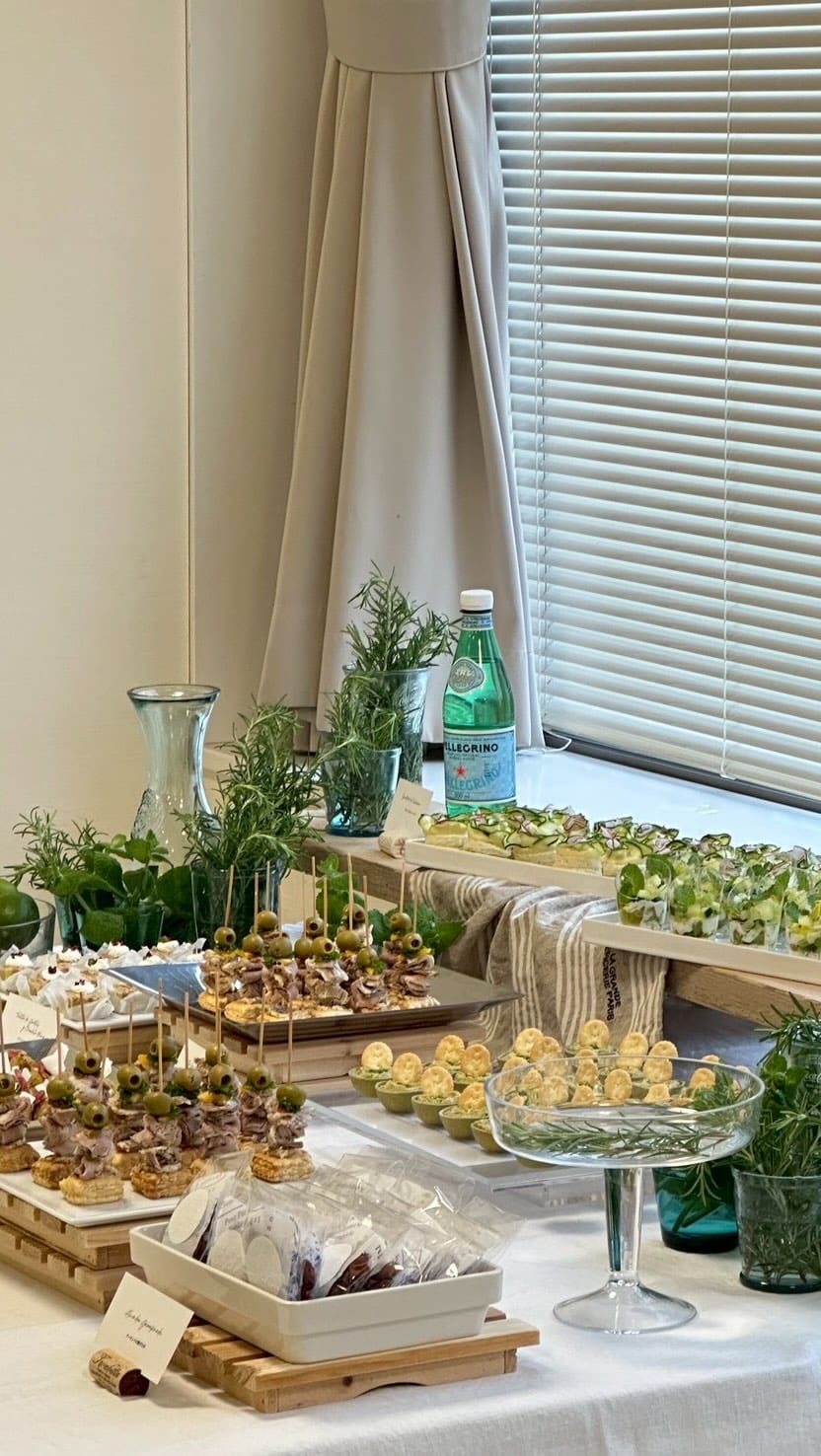 Post 1 by パエリアとピンチョスの料理教室/フィンガーフードの資格が取れるサロン/千葉県浦安市 on Instagram (video)